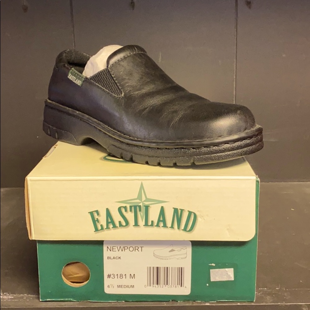 Eastland Newport shoes